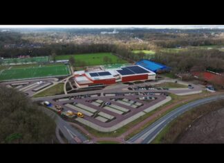 25 meterbad van het zwembad in het sportcentrum Wiltsangh gesloten door vervuiling water