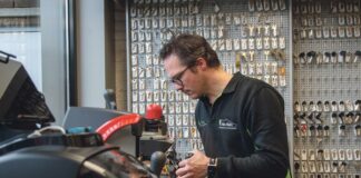 Marius van Harn is schoen- en slotenmaker