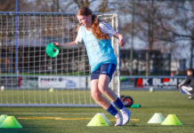 Nunspeetse voetbalmeiden in de kijker bij betaald voetbalclubs