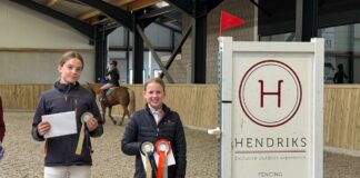 Springsucces voor zusjes De Koning van Ponyclub ‘Klein maar Dapper’
