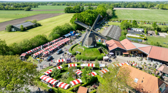 Lentemarkt bij Molen De Duif trekt duizenden bezoekers onder een stralende zon