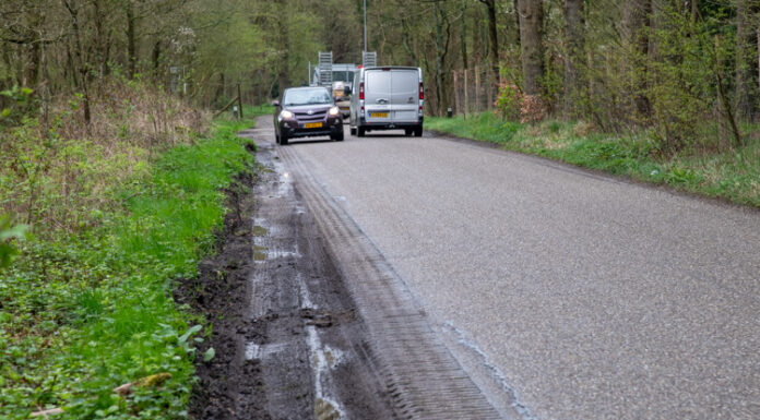 Het kan zo weer mis gaan op de Gortelseweg-Vierhouterweg