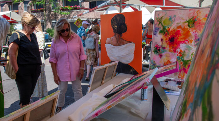 Kunstmarkt Nunspeet trok veel bekijks
