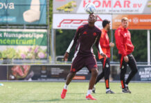 FC Bayern München U16 te gast bij vv Nunspeet