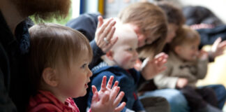 Gratis Muziek op Schoot-workshops in Nunspeet – Zing, speel en dans mee met je dreumes of peuter