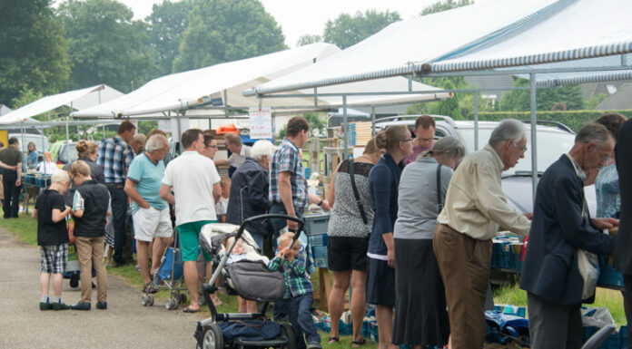 Grote Veluwse boekenmarkten in Elspeet
