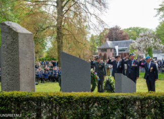 Herdenking 15 augustus1945 in Park 40-45