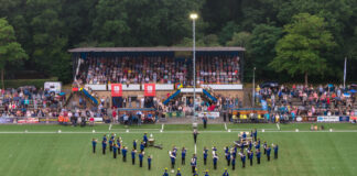 Terugblik op indrukwekkende Taptoe Nunspeet met drumlegende Cesar Zuiderwijk