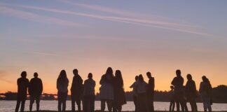 Nunspeet staat stil bij suïcidaliteit en suïcidepreventie met Walk into the Light