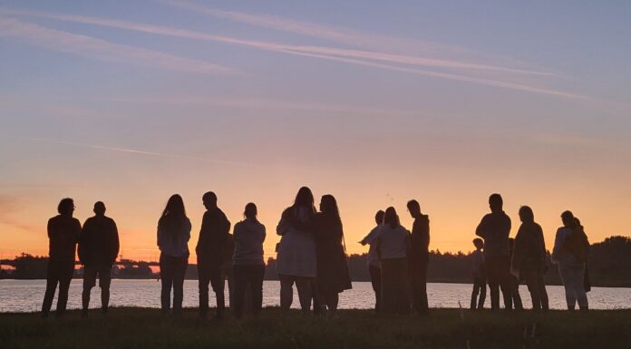 Nunspeet staat stil bij suïcidaliteit en suïcidepreventie met Walk into the Light