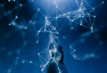 Kansen of risico’s? Inwoners van Nunspeet opgeroepen om voorzichtig te zijn op het internet