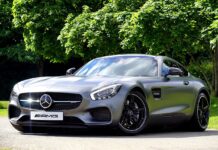 Moet je een auto zakelijk of privé verzekeren