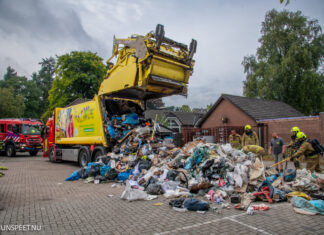 Rook in vuilniswagen Nunspeet snel onder controle