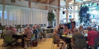 Gezellig samen eten in het Kulturhus Elspeet