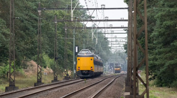 Treinverkeer stil tussen Putten en Nunspeet door sein- en overwegstoring