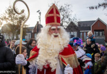 Sint en Pieten zorgden voor een vrolijk spektakel in Nunspeet