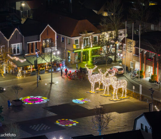 Stralende herten terug op het Marktplein: Nunspeet zet de winter aan!