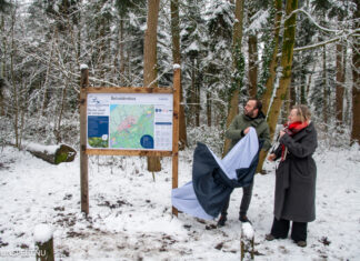 Wethouder Van de Bunte opent nieuw wandelroutenetwerk in Nunspeet