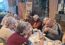 Gezellig samen eten in het Kulturhus Elspeet