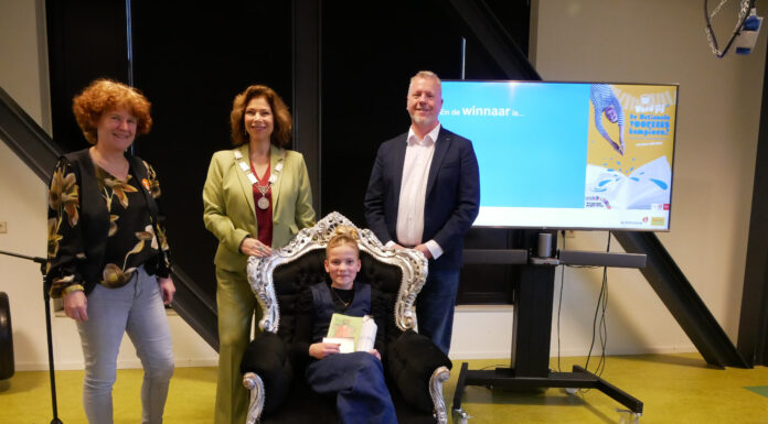 Eleónore Strengholt wint de Voorleeswedstrijd in Nunspeet